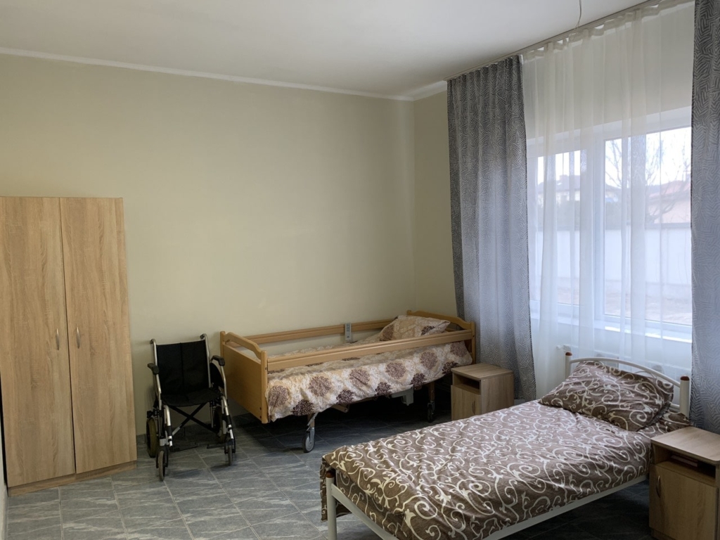 Будинок для людей похилого віку Дніпро пансіонат «Життя в Радість»